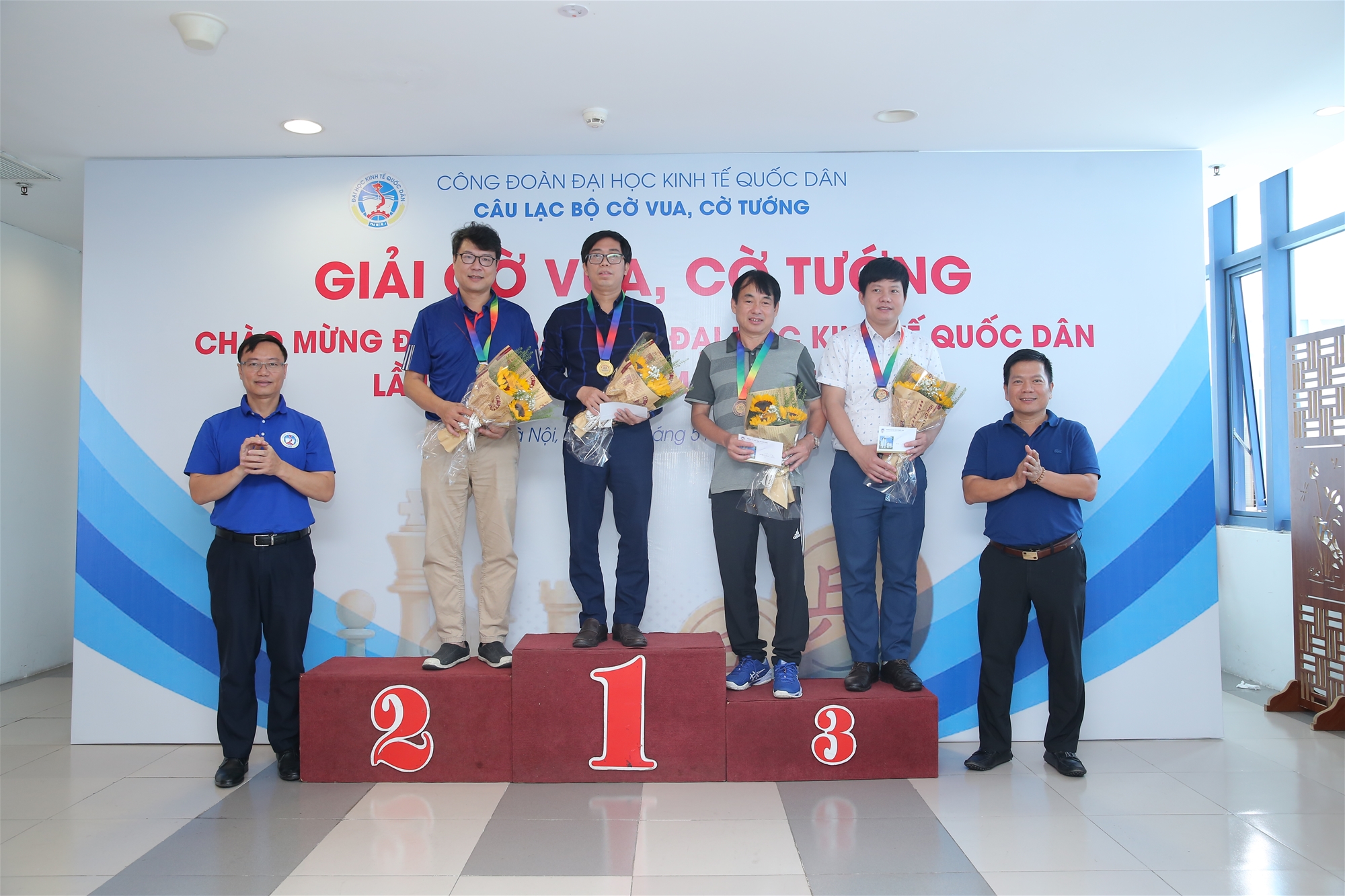 Chúc mừng thầy Dương Việt Thông – giảng viên Khoa Khoa học cơ sở – đã ghi dấu ấn ấn tượng tại Giải Cờ vua, Cờ tướng năm 2025