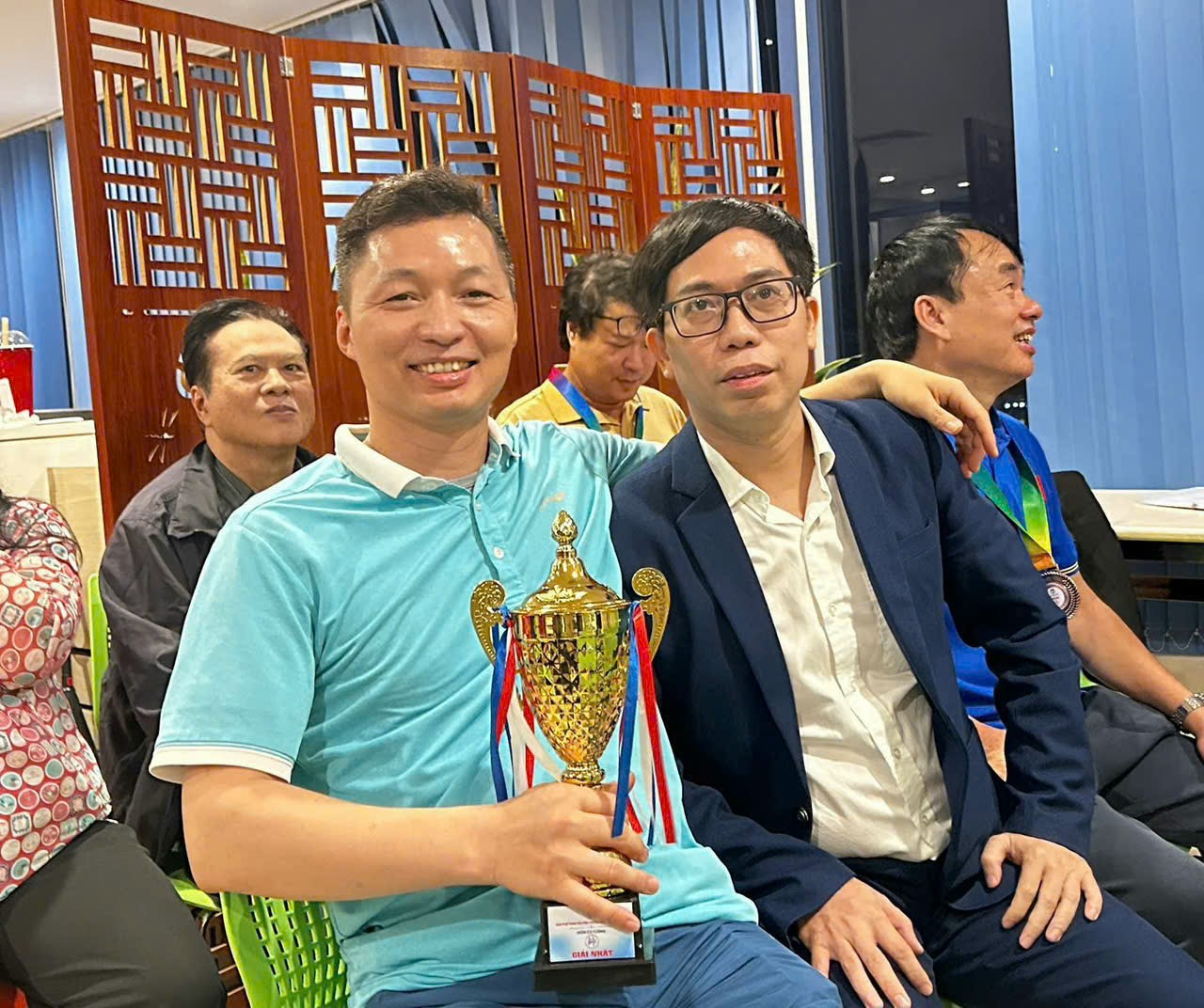 Giảng viên Khoa Khoa học cơ sở đạt thành tích cao tại Giải thể thao truyền thống viên chức, người lao động Đại học Kinh tế Quốc dân năm 2025