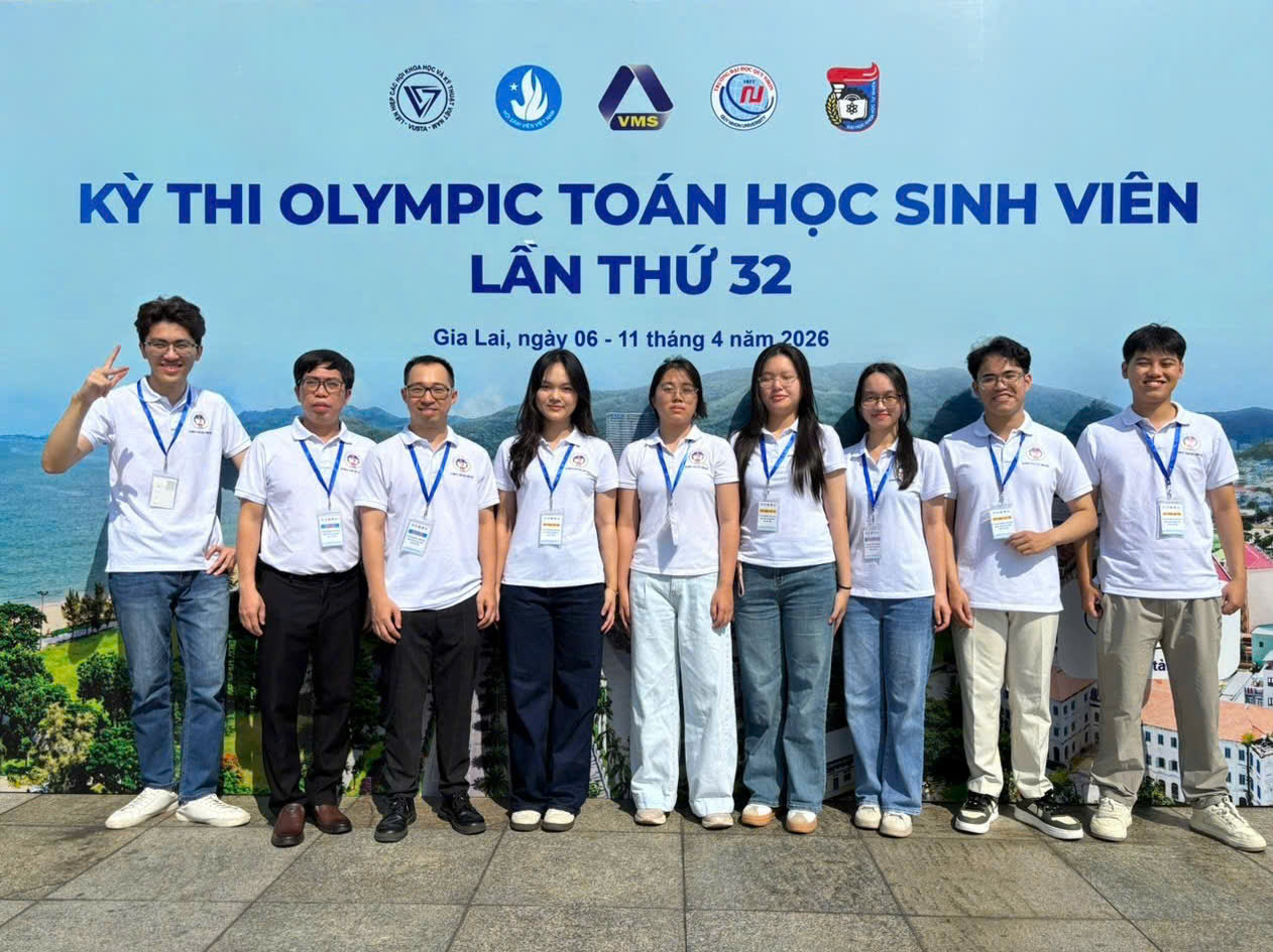 Bài 3: Đội tuyển Olympic Toán học sinh viên NEU dự khai mạc Kỳ thi Olympic Toán học sinh viên toàn quốc lần thứ 32 – năm 2026
