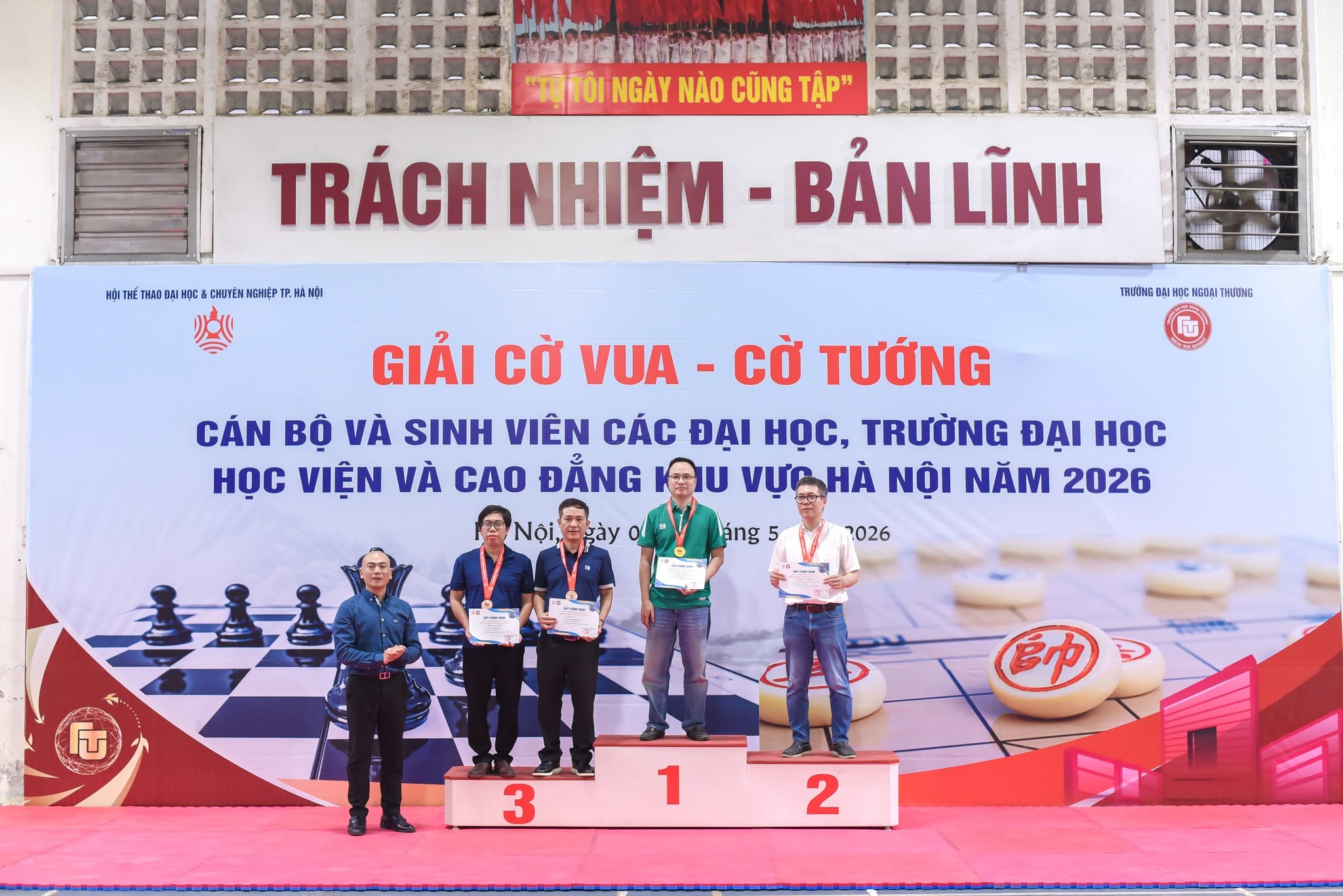 TS. Dương Việt Thông giành 2 Huy chương Đồng tại Giải Cờ vua – Cờ tướng cán bộ, sinh viên khu vực Hà Nội năm 2026
